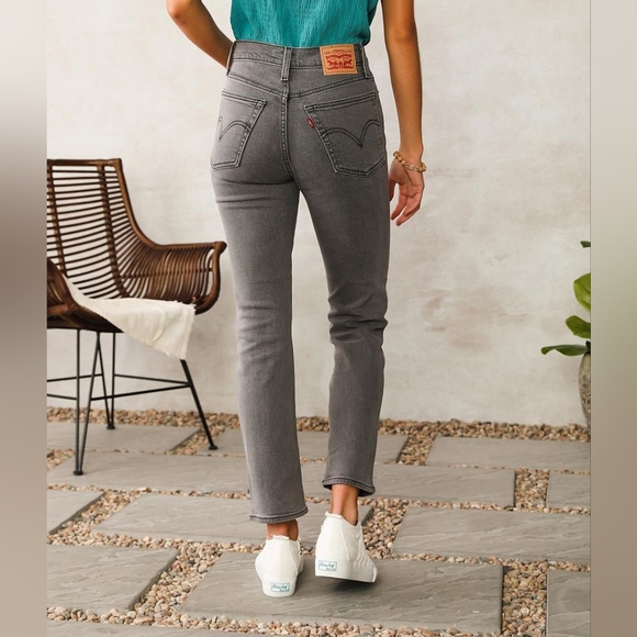 Levi's Wedgie Straight NWT - Picture 5 of 8